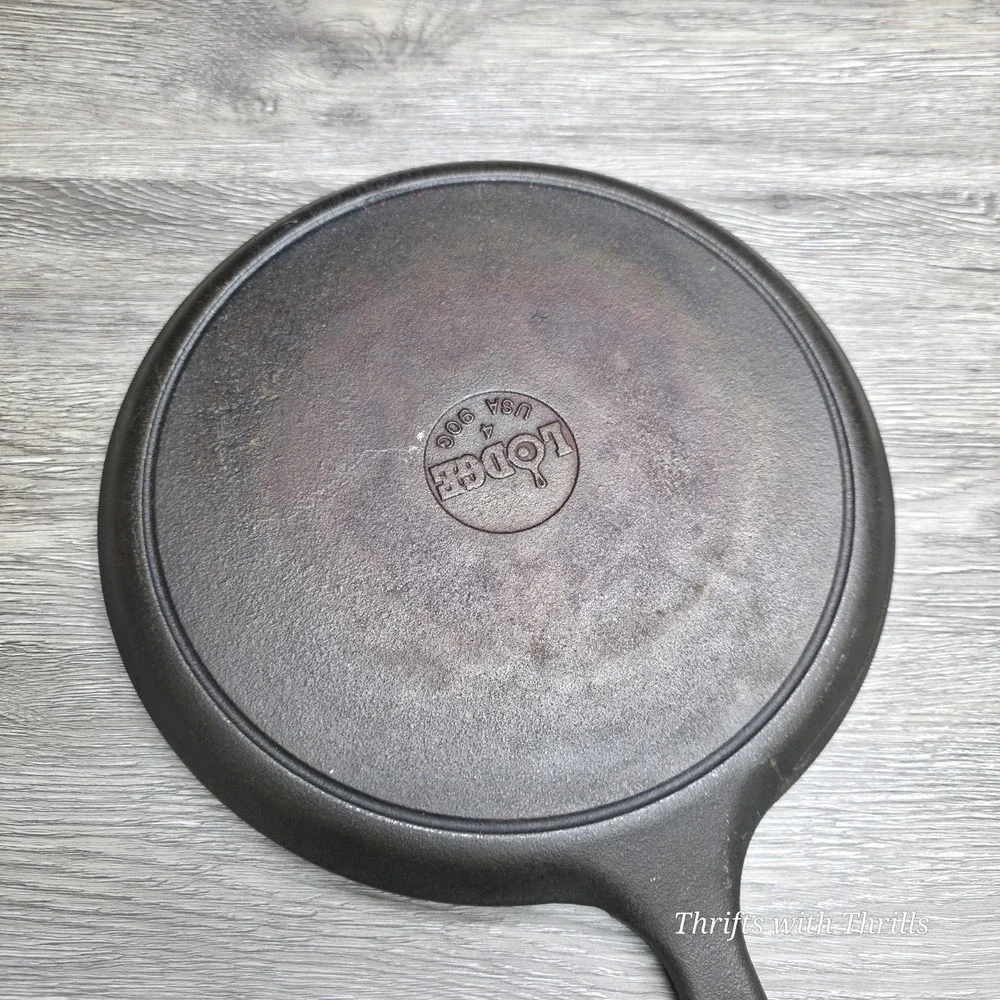 Vintage‎ LODGE Cast Iron Griddle Skillet - 90G 10-1/2